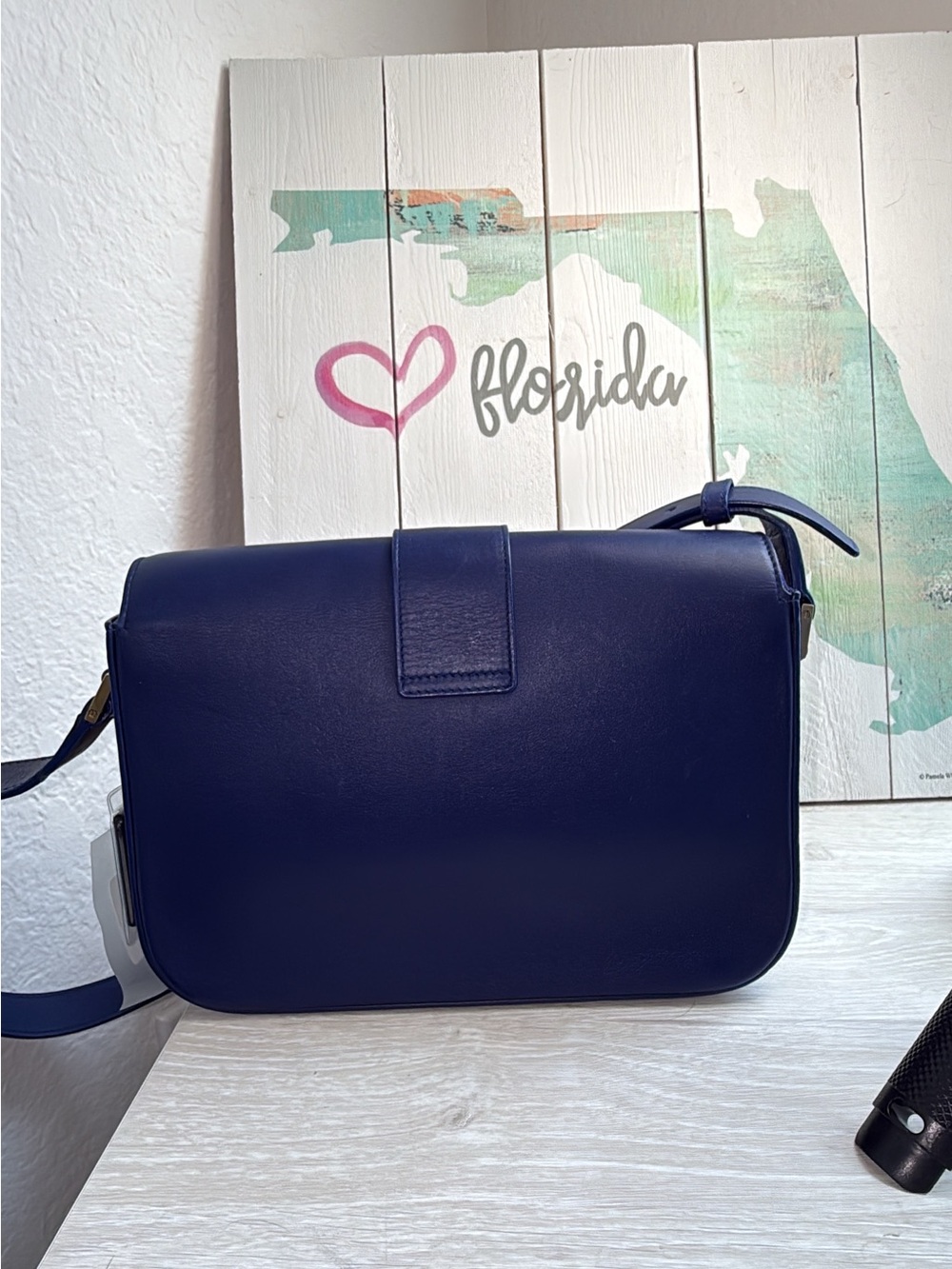 YVES SAINT LAURENT
Blue Leather Ligne Y Crossbody Bag STUNNING - Picture 5 of 14